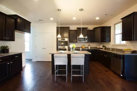 2017 Morehead Hill Ct, Durham, NC 27703 photo 3