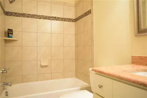 302 W Main St, Benson, NC 27504 photo 17
