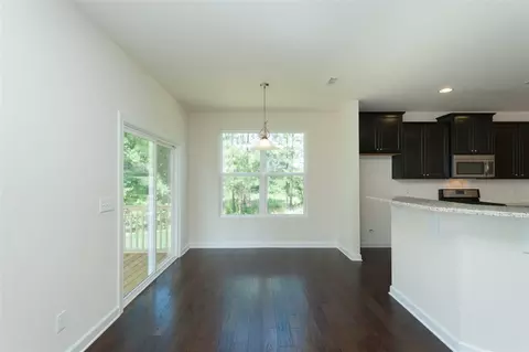 607 Poplar St, Durham, NC 27703 photo 9
