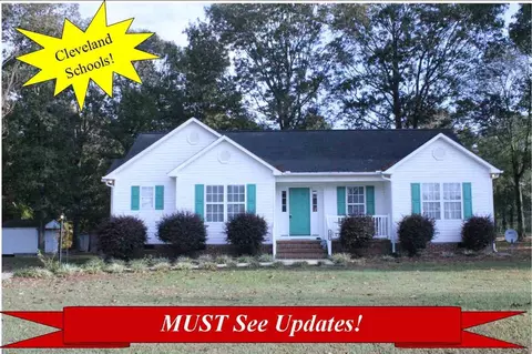 100 Ridge Dr, Garner, NC 27529 photo 1