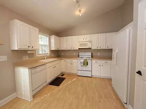 1208 Torredge Rd, Durham, NC 27712 photo 4