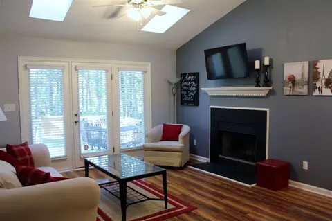 1101 Clifford Dr, Durham, NC 27704 photo 7