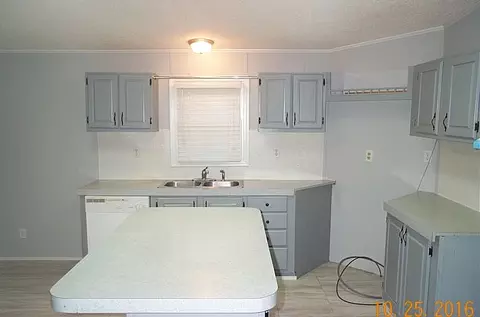 231 Howards Ln, Dunn, NC 28334 photo 8