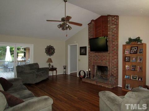 152 Granite Dr, Roxboro, NC 27574 photo 4