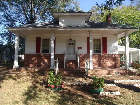 401 S 11th St, Erwin, NC 28339 photo 1