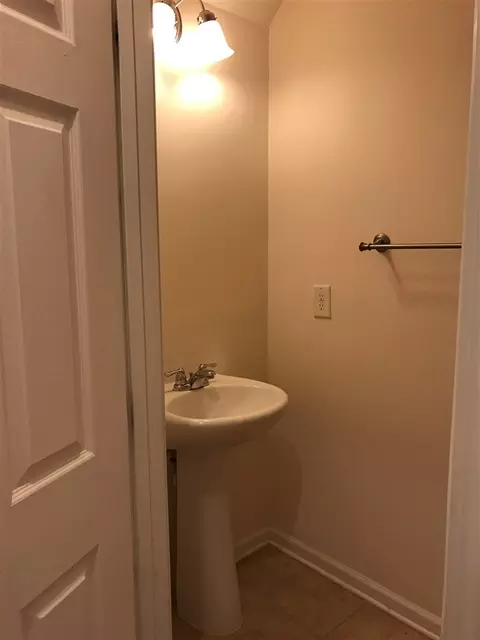 25 White Spruce Ct, Durham, NC 27703 photo 14