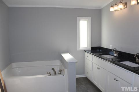36 Dj Dr, Benson, NC 27504 photo 20