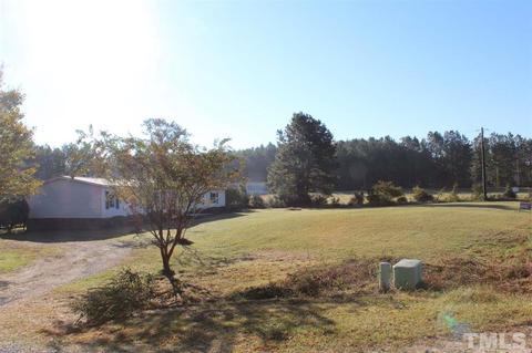 36 Dj Dr, Benson, NC 27504 photo 9