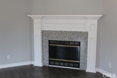 36 Dj Dr, Benson, NC 27504 photo 13