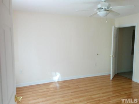 929 Morreene Rd #B14, Durham, NC 27705 photo 10