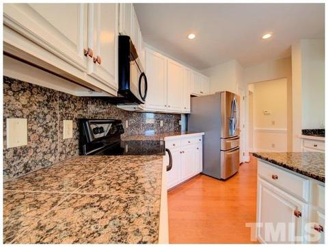4021 Booker Oak Cir #202, Raleigh, NC 27612 photo 13