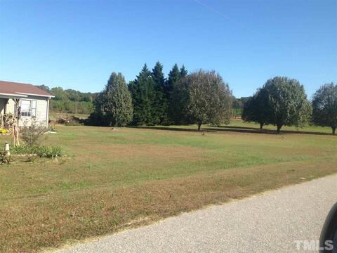100 Joyce Dr, Middlesex, NC 27557 photo 3