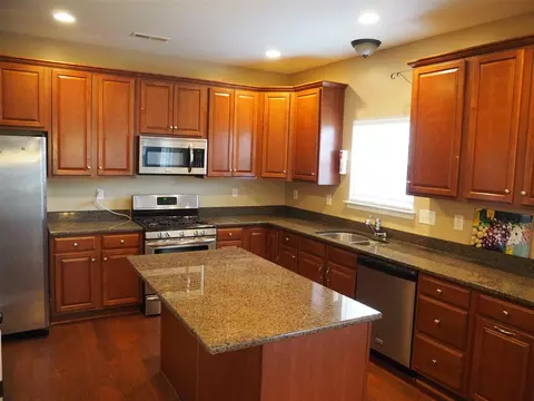 5105 Paces Ferry Dr, Durham, NC 27712 photo 5