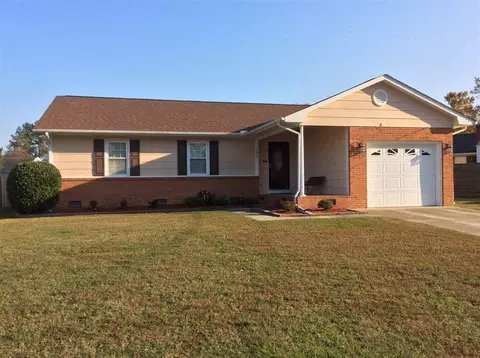 102 Violet Rd, Dunn, NC 28334 photo 1