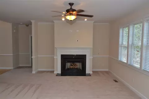 306 Shalimar Dr, Durham, NC 27713 photo 6