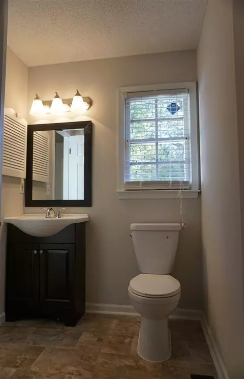 606 Greyson Dr, Durham, NC 27703 photo 25