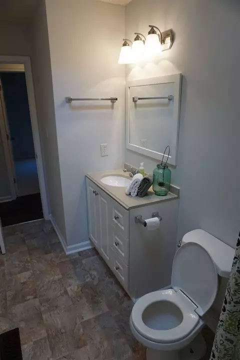 606 Greyson Dr, Durham, NC 27703 photo 20