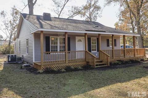524 Bunnlevel Erwin Rd, Bunnlevel, NC 28323 photo 2