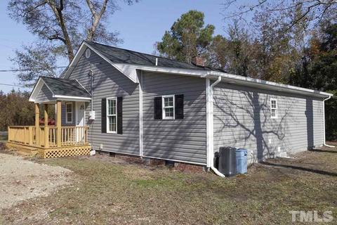 524 Bunnlevel Erwin Rd, Bunnlevel, NC 28323 photo 4