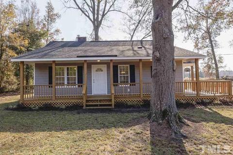 524 Bunnlevel Erwin Rd, Bunnlevel, NC 28323 photo 3