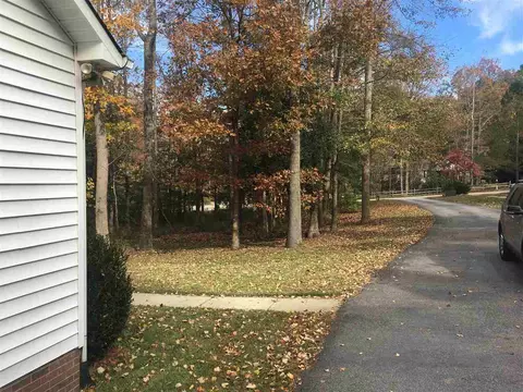 143 Pebblestone Ct, Willow Spring, NC 27592 photo 3