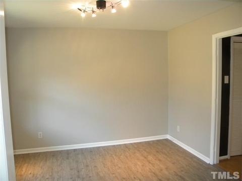 4920 Mandel Rd, Durham, NC 27712 photo 5