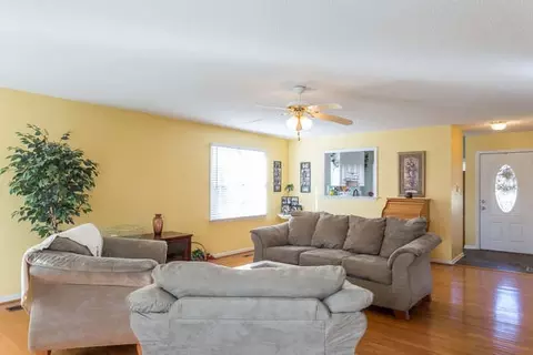 608 Cross Pointe Ln, Garner, NC 27529 photo 4