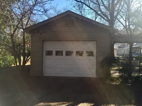 114 W Rose St, Smithfield, NC 27577 photo 4