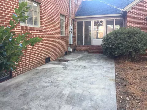 114 W Rose St, Smithfield, NC 27577 photo 5