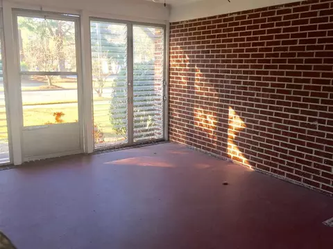114 W Rose St, Smithfield, NC 27577 photo 7
