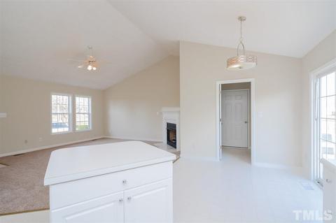 1009 Smith Rd, Smithfield, NC 27577 photo 8
