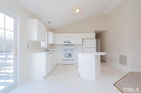 1009 Smith Rd, Smithfield, NC 27577 photo 6