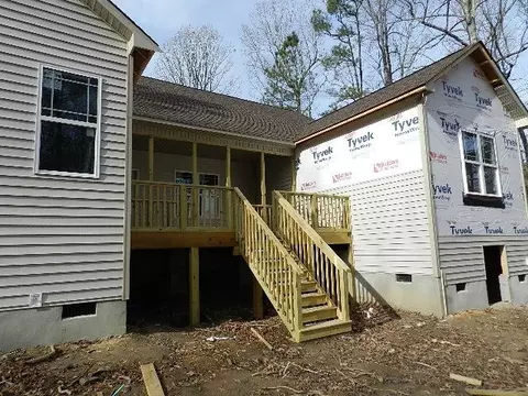 8016 N Pine Shadows Dr, Garner, NC 27529 photo 5