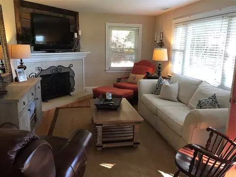3617 Yorkshire Dr, Durham, NC 27705 photo 4