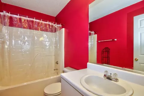 406 Greystone Dr, Durham, NC 27703 photo 16