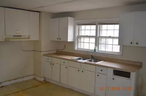 2606 E Main St, Durham, NC 27703 photo 11