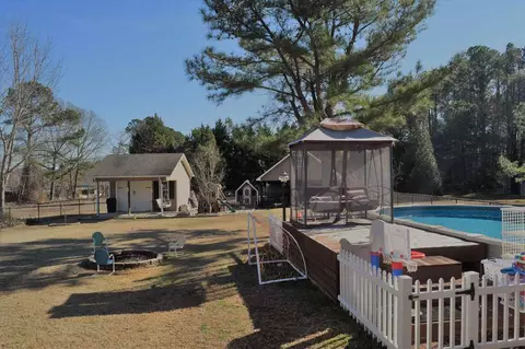 81 Jonquil Ln, Willow Spring, NC 27592 photo 16