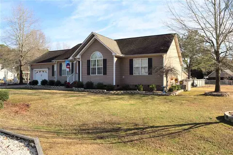 81 Jonquil Ln, Willow Spring, NC 27592 photo 2
