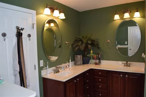 81 Jonquil Ln, Willow Spring, NC 27592 photo 9
