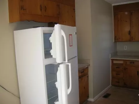 211 Burke St, Dunn, NC 28334 photo 5