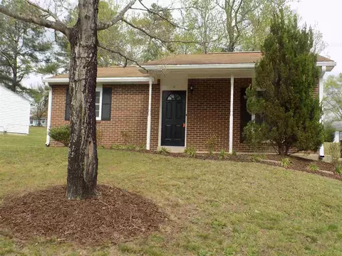 10 Plummer Pl, Durham, NC 27703 photo 2