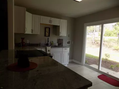10 Plummer Pl, Durham, NC 27703 photo 3