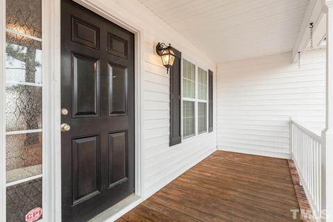 220 Lee Trace Dr, Smithfield, NC 27577 photo 2