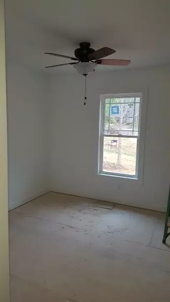 37 Eli Ct, Roxboro, NC 27573 photo 9
