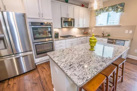 422 Plainview Ave, Raleigh, NC 27604 photo 4