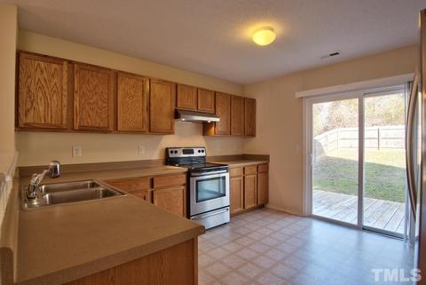 3307 Skybrook Ln, Durham, NC 27703 photo 9