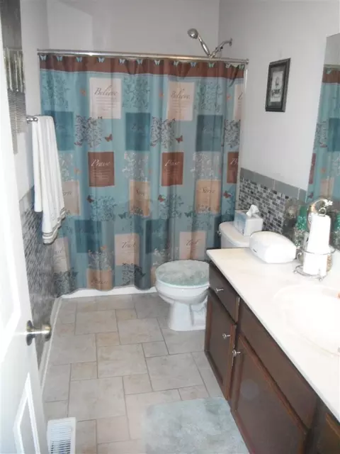 120 Adelaide Dr, Garner, NC 27529 photo 9