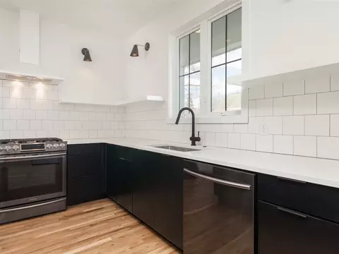 607 Edenton St, Raleigh, NC 27601 photo 9