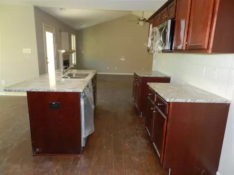 15 Pompano Ln, Benson, NC 27504 photo 7