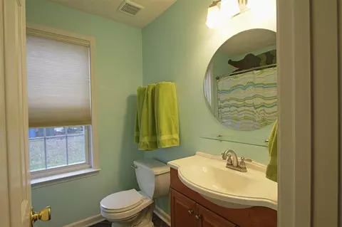 535 Crossview Ln, Durham, NC 27703 photo 15